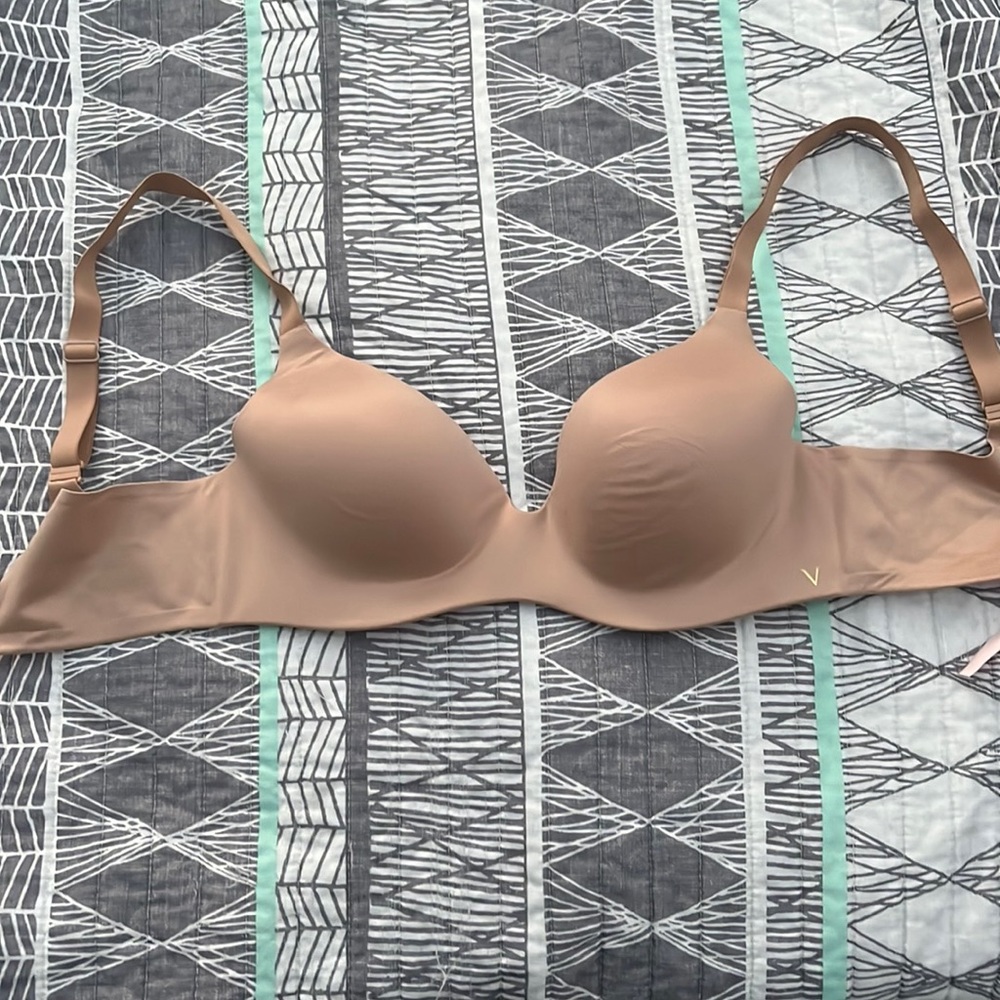 Victoria Secret seamless bra!